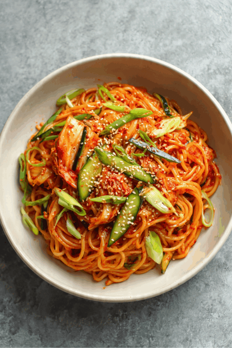 Cold kimchi noodles